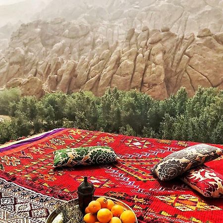 Отель Monkey Fingers House By Fatima Mellal Тингир Экстерьер фото