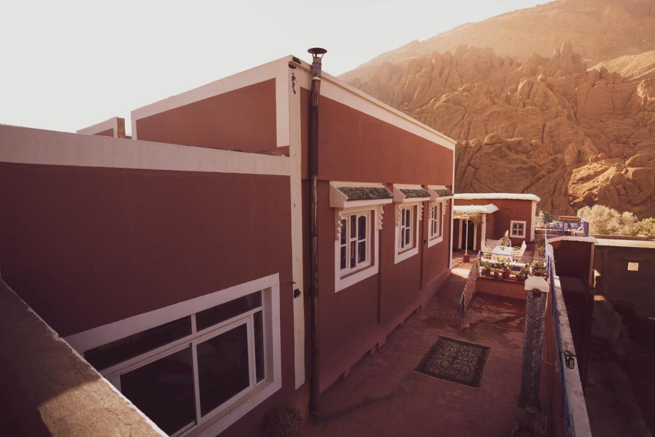 Отель Monkey Fingers House By Fatima Mellal Тингир Экстерьер фото