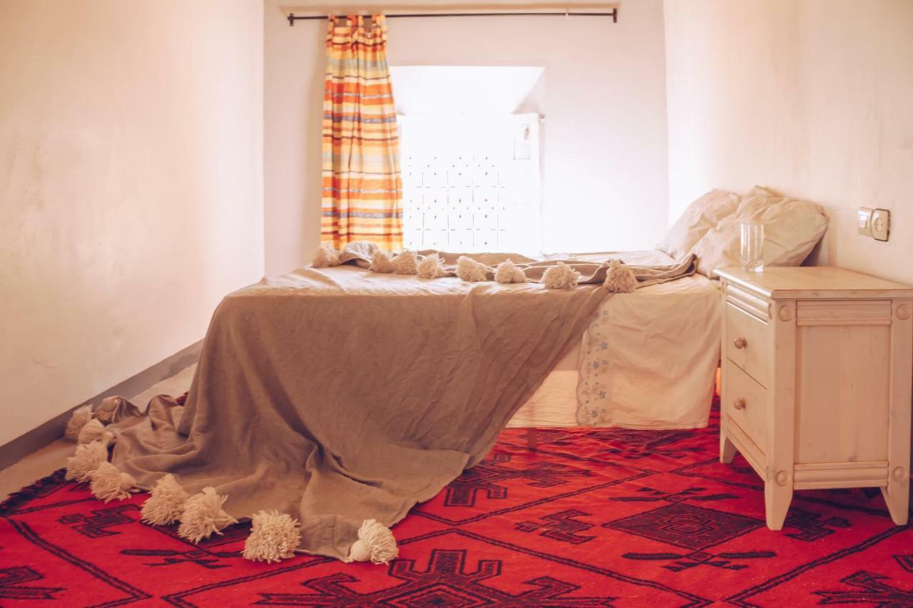 Отель Monkey Fingers House By Fatima Mellal Тингир Экстерьер фото